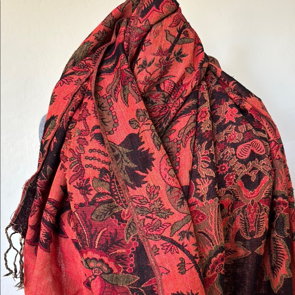 Elegant orange and Brown Floral Scarf with Fringe - Picture 3 of 4